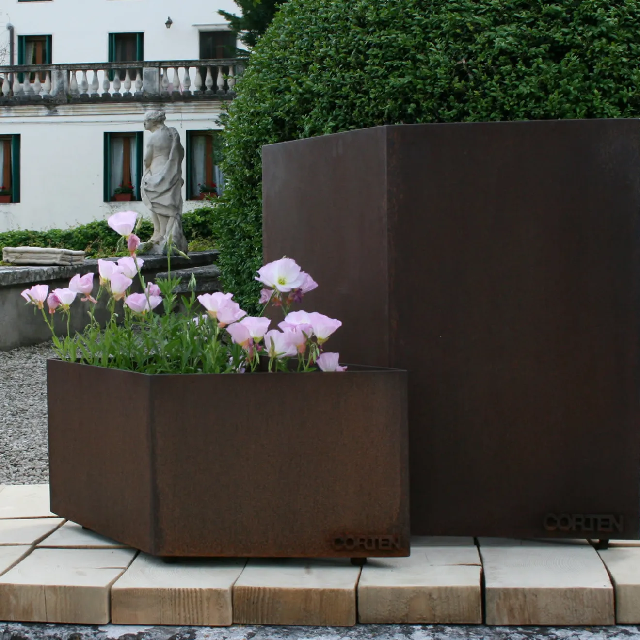 Marco Gaviraghi Calloni 89,2 Portavaso in acciaio corten