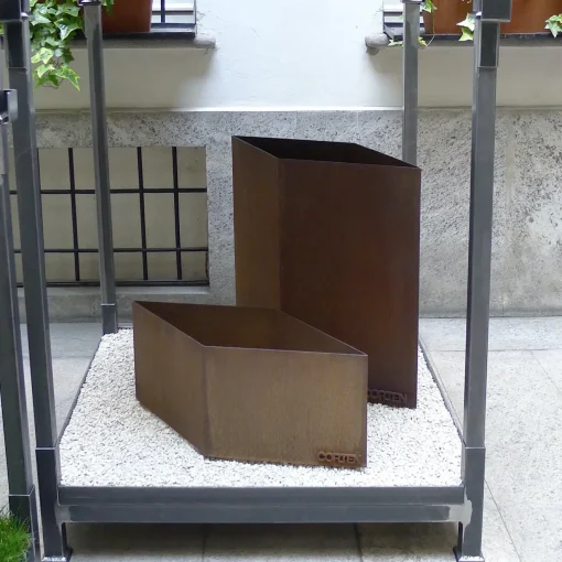 Marco Gaviraghi Calloni 89,2 Portavaso in acciaio corten