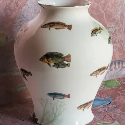 Grand Tour by Vito Nesta Amami Amphora Vaso in porcellana con pesci tropicali H32Cm