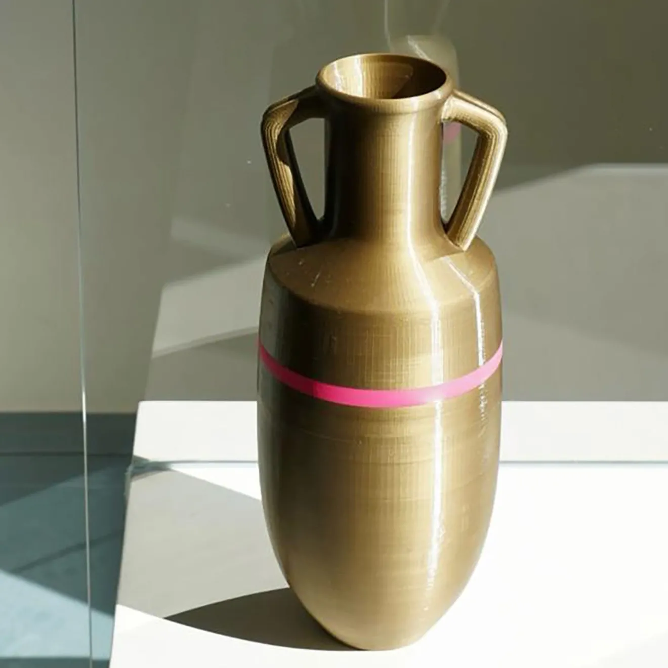 Pop Pot Anfora Ottaviano XL in bronzo e fucsia