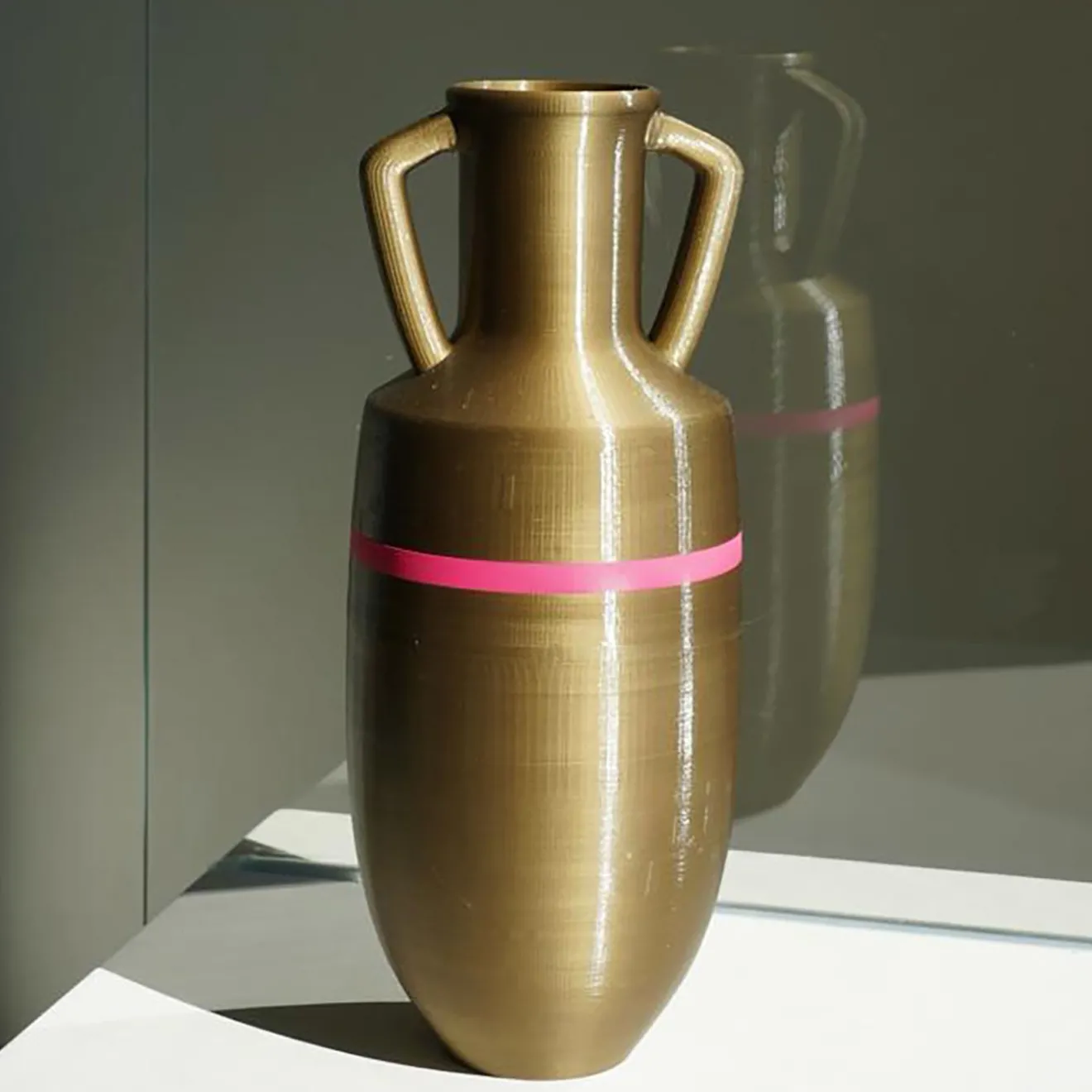 Pop Pot Anfora Ottaviano XL in bronzo e fucsia
