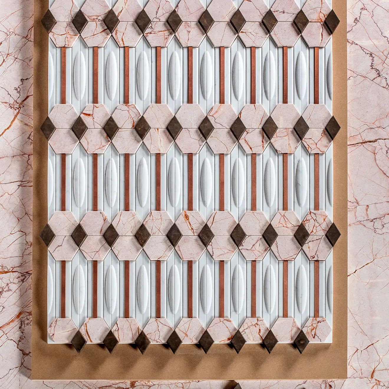 Lithea Bassorilievo Byzas di Elena Salmistraro