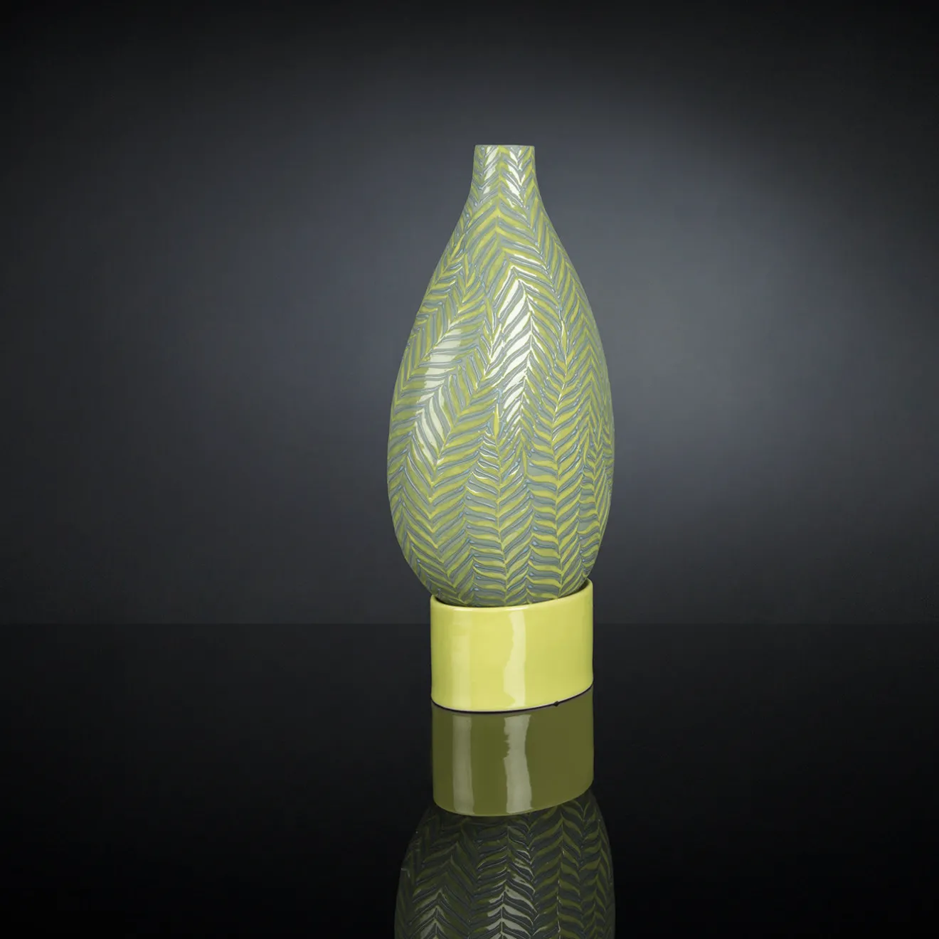 VGnewtrend Bottiglia alta in felce con base in gress