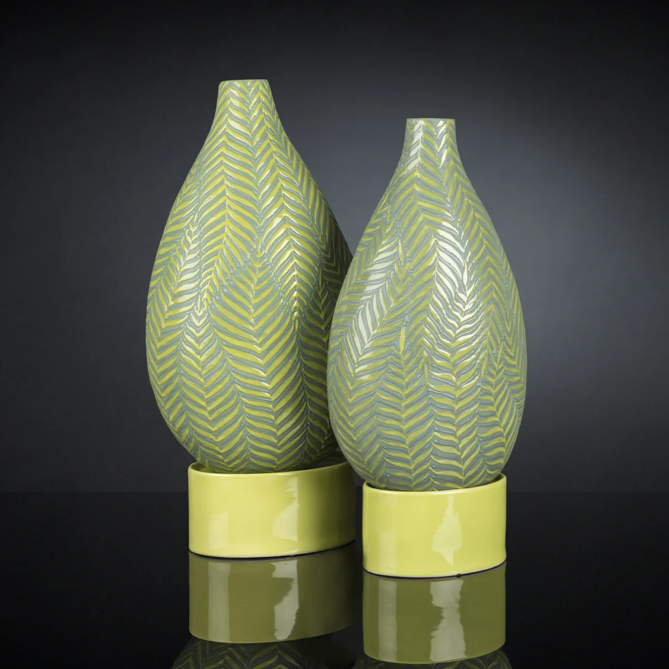 VGnewtrend Bottiglia alta in felce con base in gress