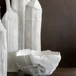 Paola Paronetto Bottiglia Decorativa Cartoccio bianca