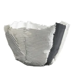Paola Paronetto Bowl Cartoccio in ceramica bianca con inserto nero