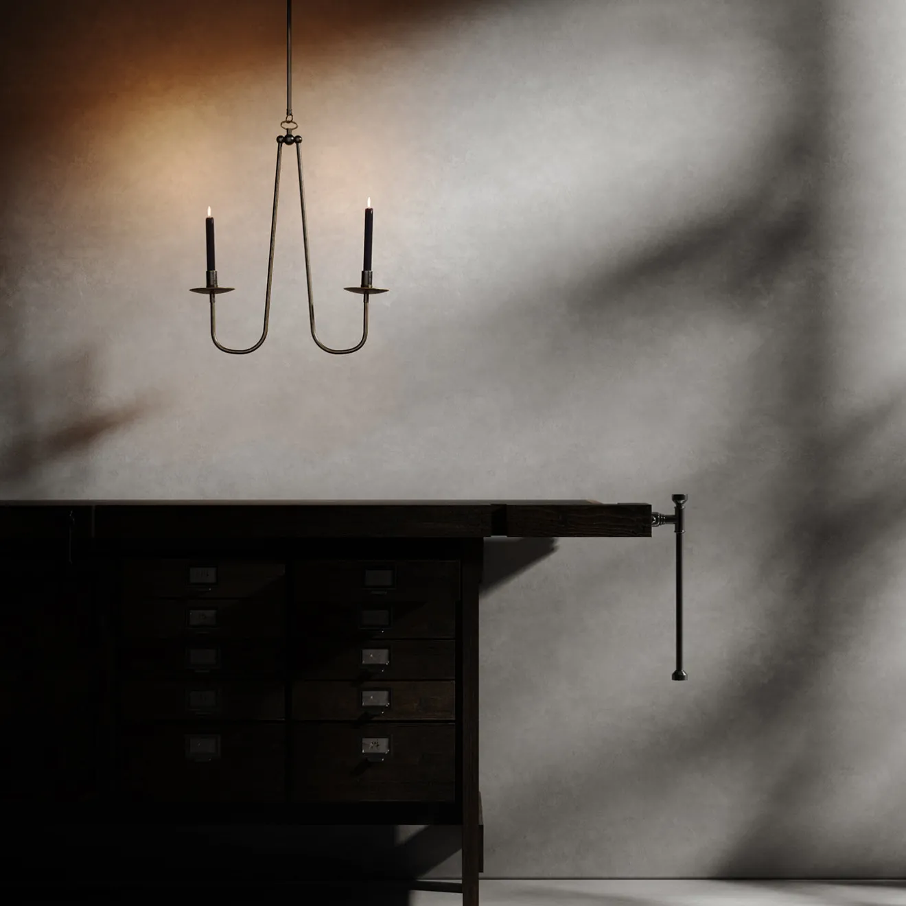 Renzo Serafini Candelabro da soffitto Penombra a doppio braccio in ottone scuro