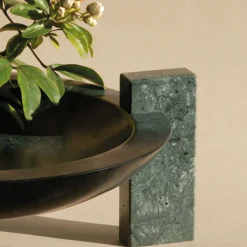 StudioNudo Centrotavola Block Stand Low in marmo verde