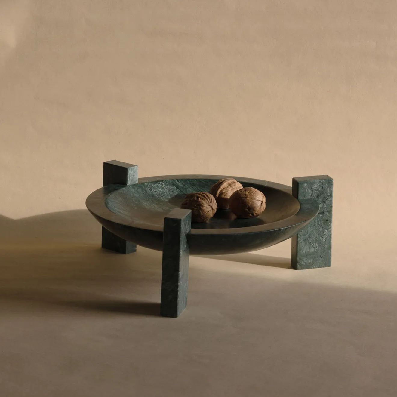 StudioNudo Centrotavola Block Stand Low in marmo verde