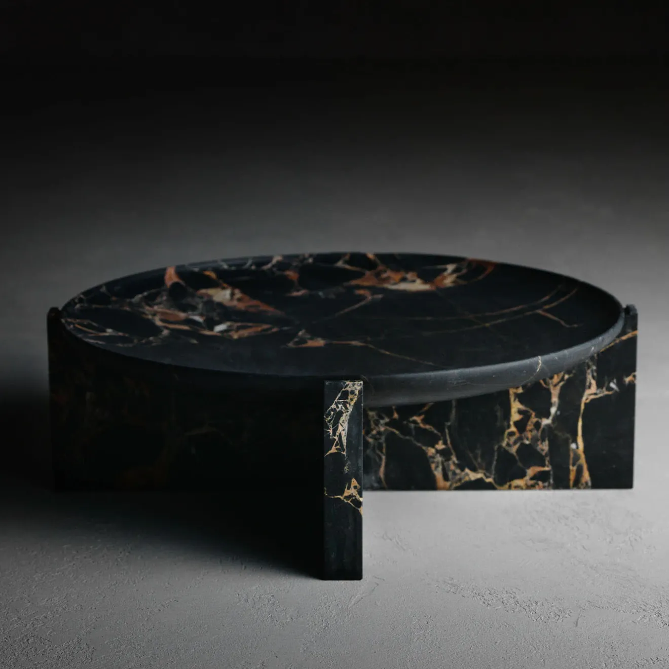 Kreoo Centrotavola in marmo nero e oro Imperial M