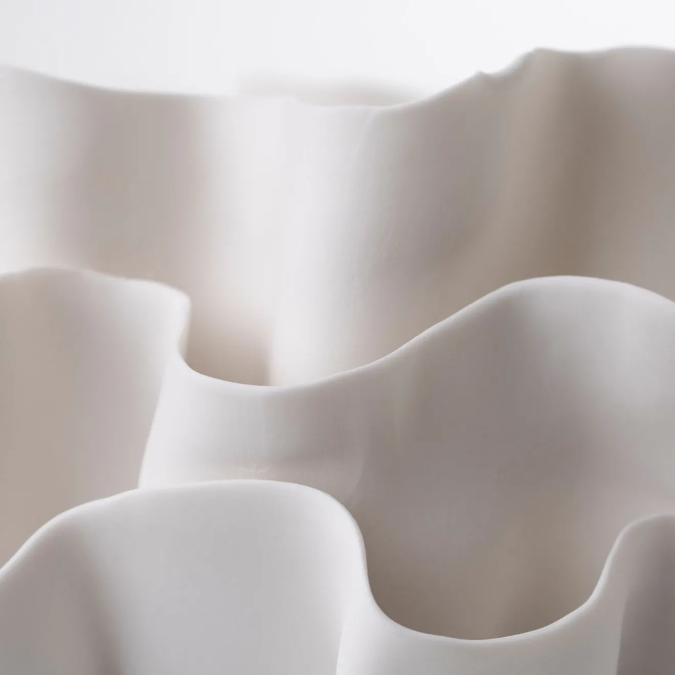 Fos Ceramiche Centrotavola in Porcellana Dorata Posidonia