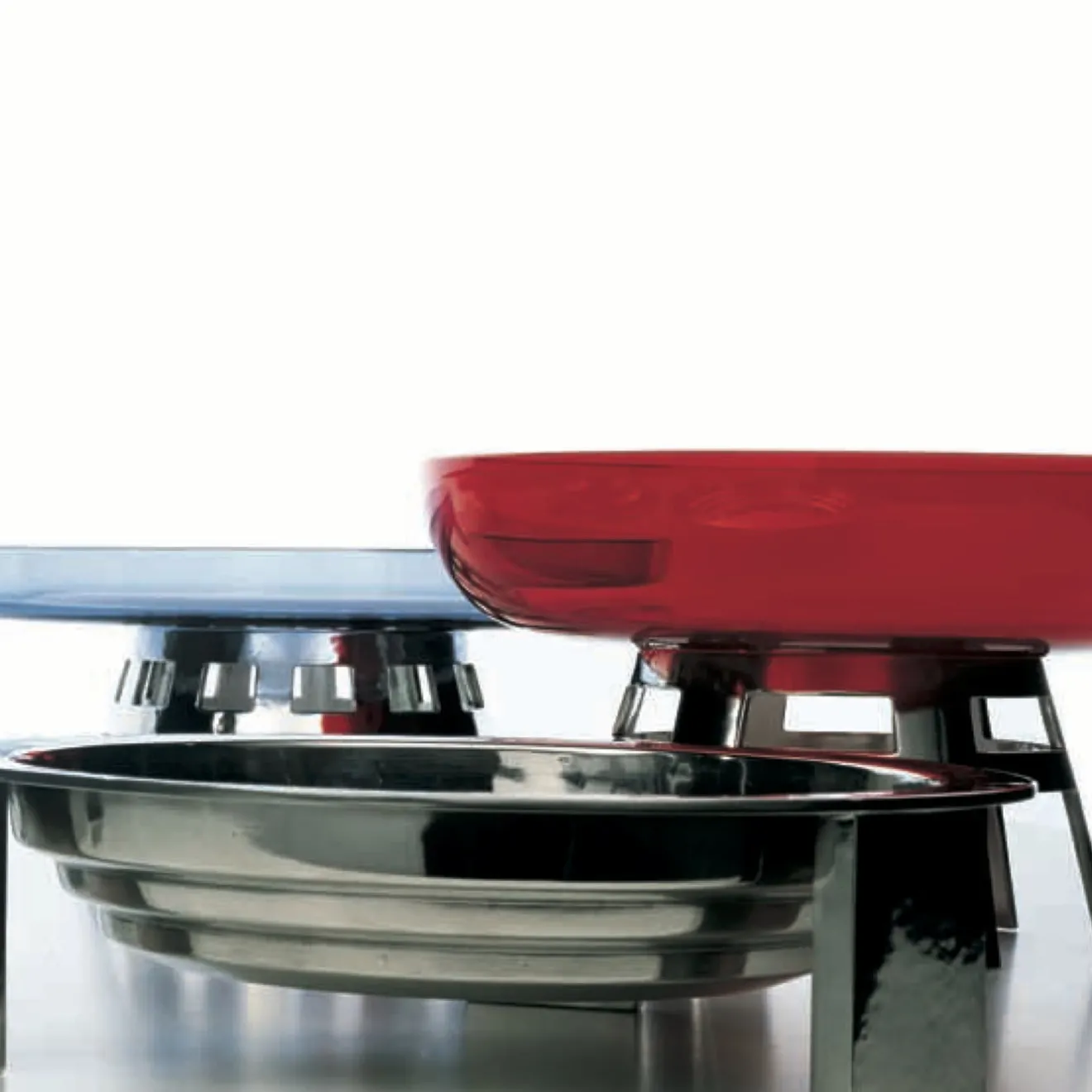 Serafino Zani Centrotavola rosso in edizione limitata di Ettore Sottsass