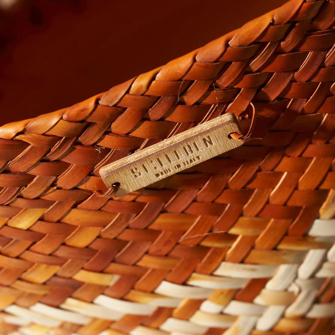 Stilleben Cestino con sfumature arancioni