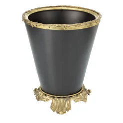 Bronzetto Cestino in ottone scuro con base ornata