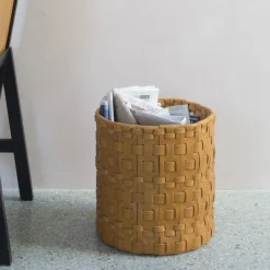 Oscar Maschera Cestino intrecciato cilindrico ocra di