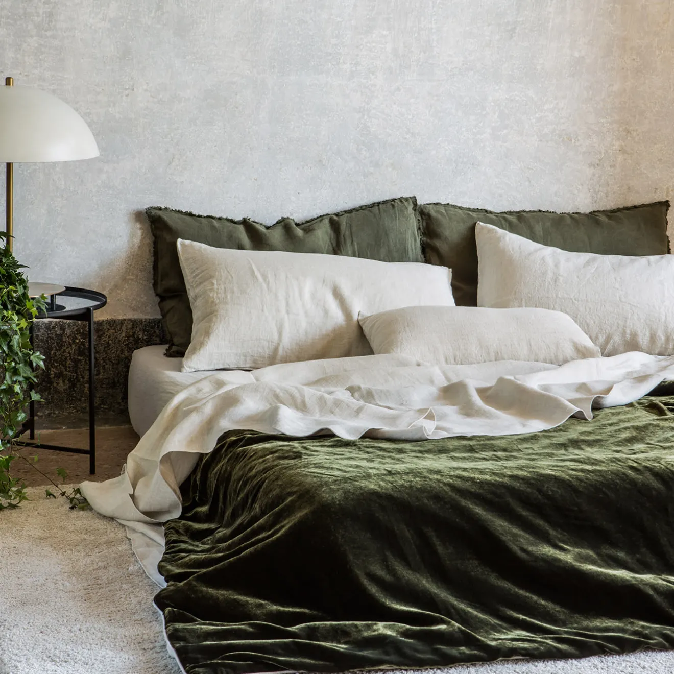 Once Milano Coperta in lino e velluto verde