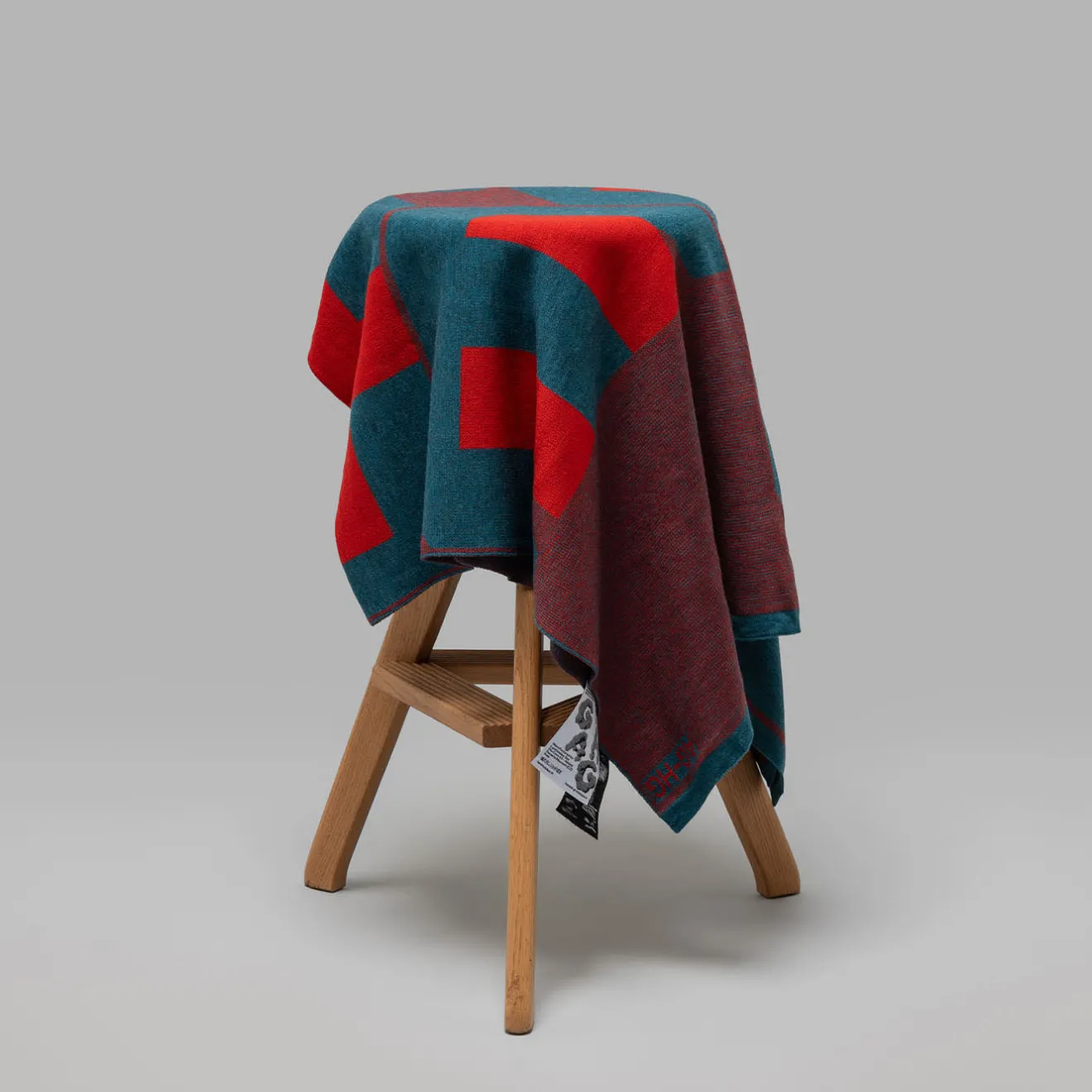 Lanificio Leo Coperta Viceversa Rossa e Blu in Lana Merino