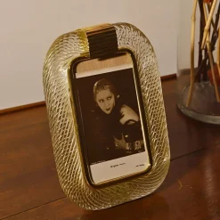 Bottega Veneziana Cornice con Struttura in Ottone Lucido e Vetro a Torciglione Trasparente e Oro