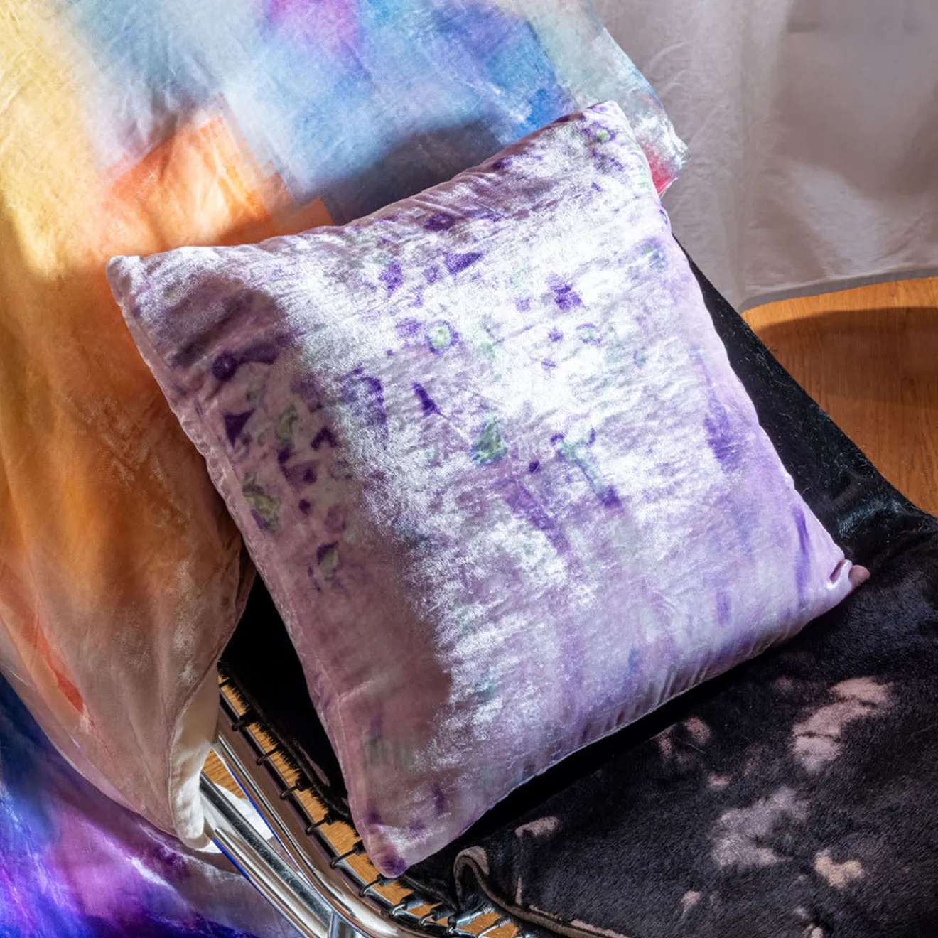 Coralla Maiuri Cuscino imbottito in velluto di seta Dream Amethyst