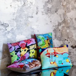 Coralla Maiuri Cuscino imbottito in velluto di seta di mucca giallo