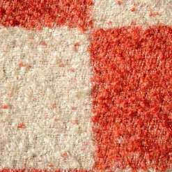 The House of Lyria Cuscino quadrato Ronce a scacchi arancione e beige in mohair