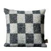 The House of Lyria Cuscino quadrato Ronce a scacchi bianchi e neri in mohair