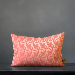 The House of Lyria Cuscino rettangolare in lino e seta Dresda Floral Coral