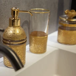 Griffe Montenapoleone by Vetrerie di Empoli Dispenser di sapone in vetro con base ispirata a Michelangelo