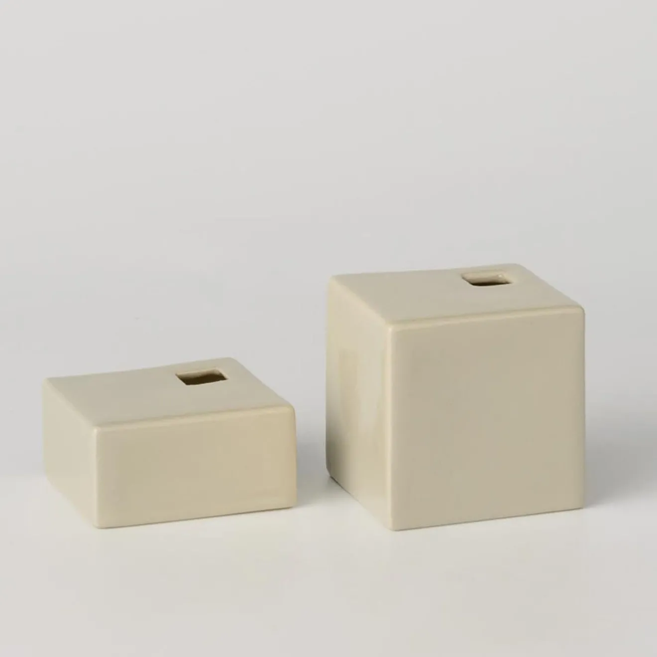 Stilleben Due set di 2 vasi da fiori