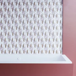 Bosa Enigma Ceramica Grigio Satinato Lucido Con Dettagli Rame Piastrella Di Elena Salmistraro