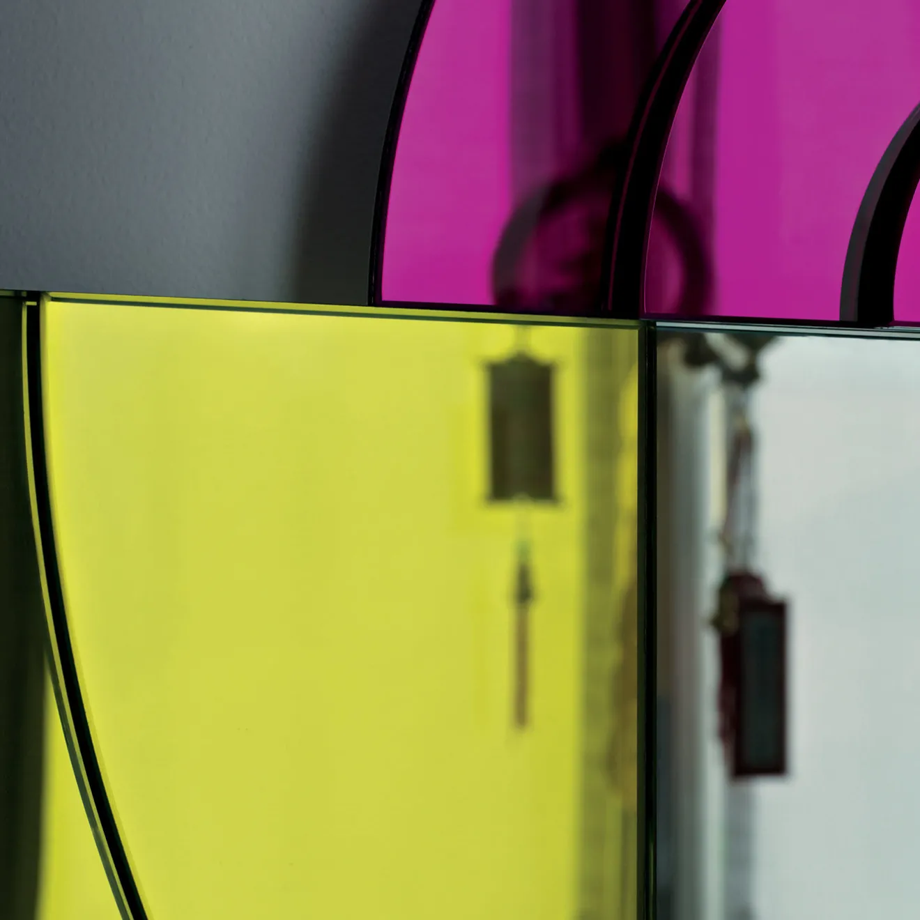 Glas Italia Gli specchi di Dioniso # 5 Specchio di Ettore Sottsass