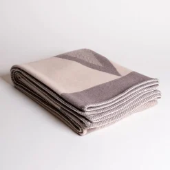 Luhdo Harlequin Caffè Latte Fancy Plaid