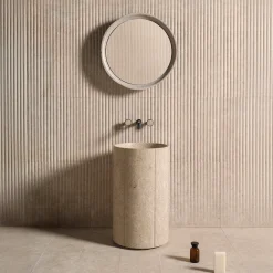Luce Di Carrara Lavabo a Colonna in Marmo Beige Sartoriale di Federico Peri