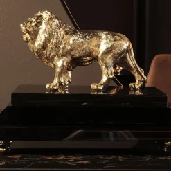Petri Firenze Leone in ottone con base in lacca nera Figurina
