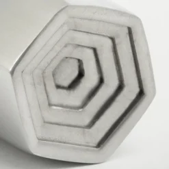 NIVA Design Maniglia per porta in alluminio Prisma di Nicole Valenti
