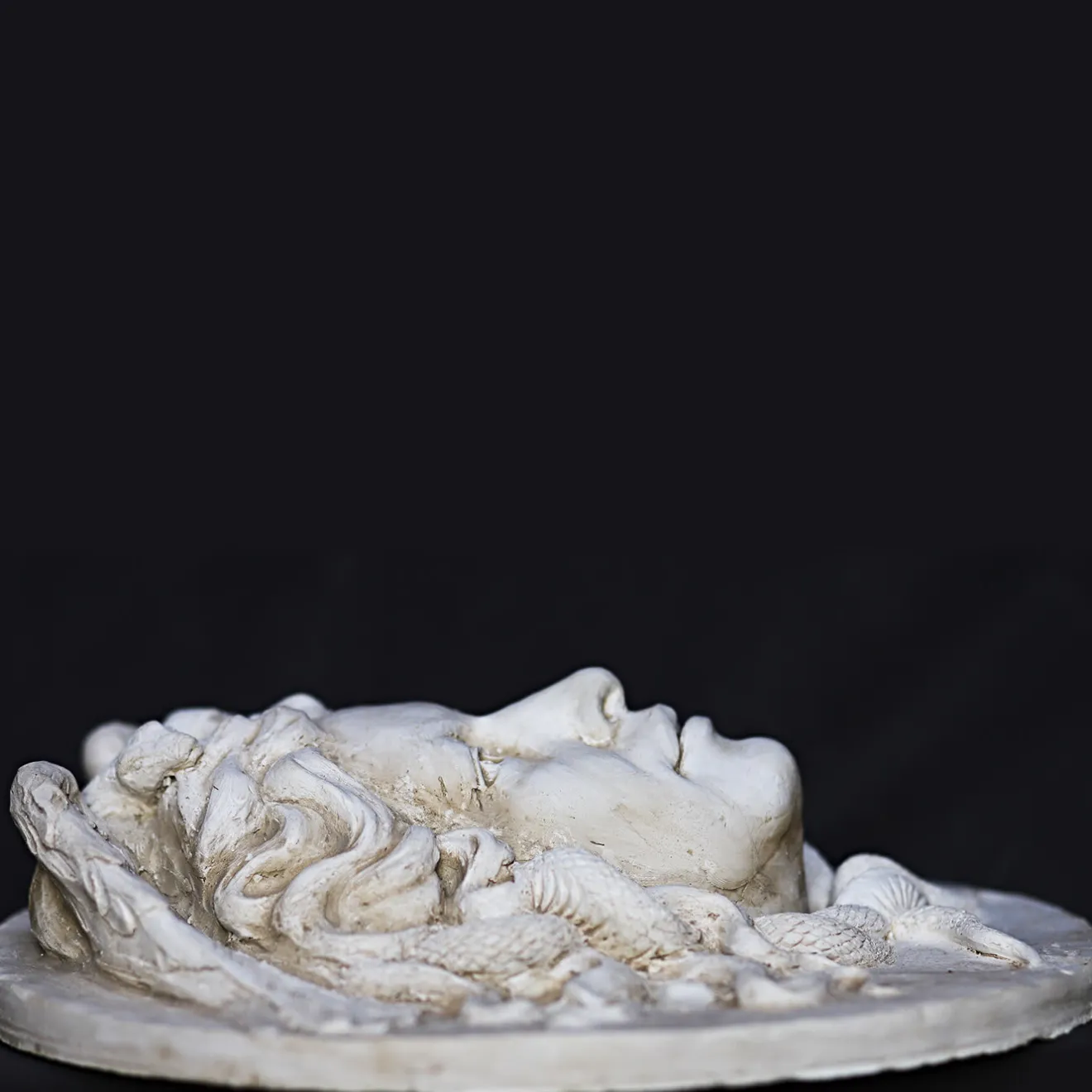 Galleria Romanelli Medusa a basso rilievo di Romanelli