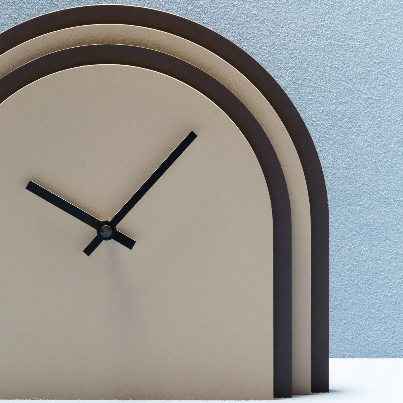Rudi Orologio da tavolo centrale beige