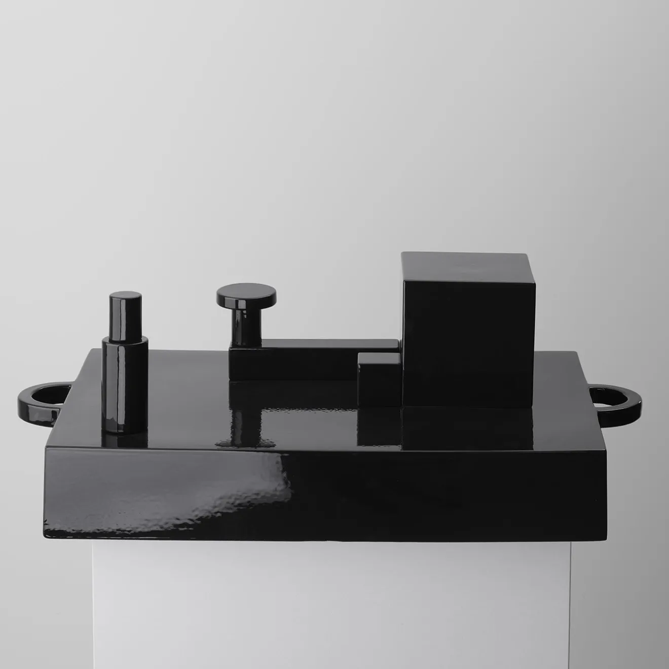 Mutina Paesaggi Scultura rettangolare nera di Nathalie Du Pasquier