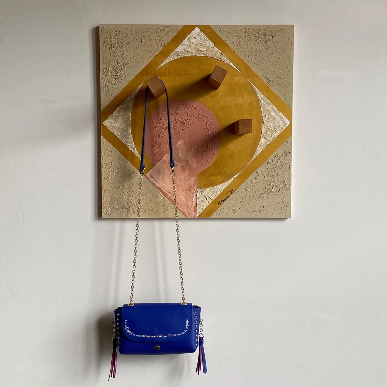 Meccani Design Pannello decorativo e appendiabiti da parete Eclissi di Mascia Meccani