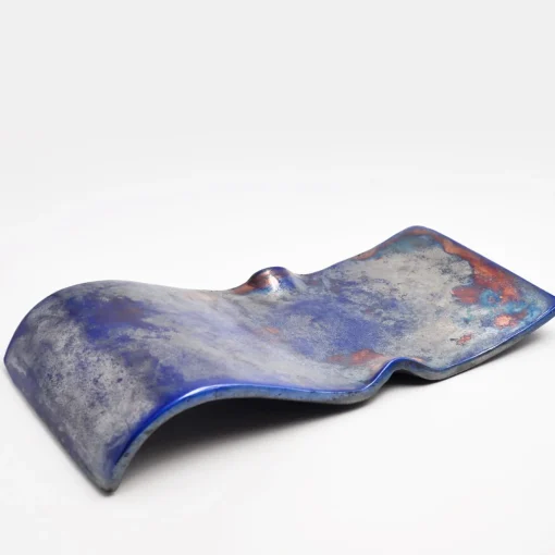 Design Center 1991 Piatto centrotavola Onda Piccola Ramato/Blu di Nino Basso