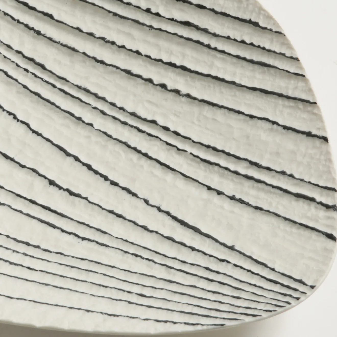 Fos Ceramiche Piatto intagliato Naum