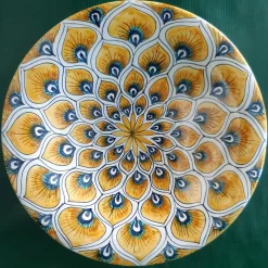 La Bottega del Vasaio Piuma di pavone gialla ⌀ Piatto decorativo da 25 cm