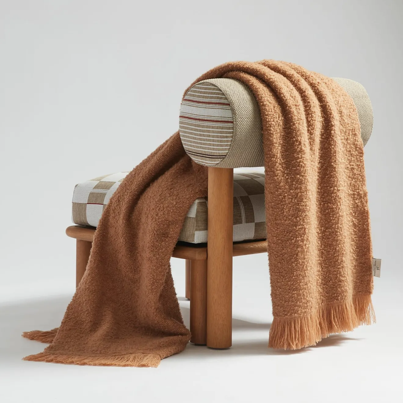 Jwana Hamdan Plaid in bouclè di cammello