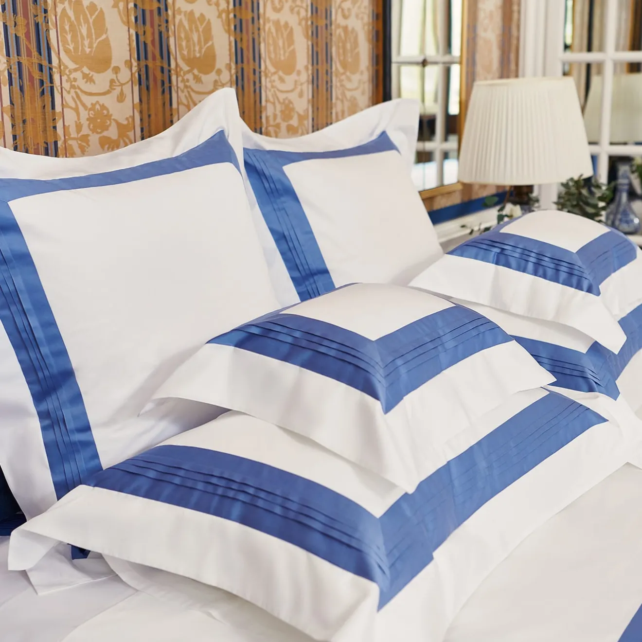 Verderoccia Plissè Bianco e Country Blue US King Sham