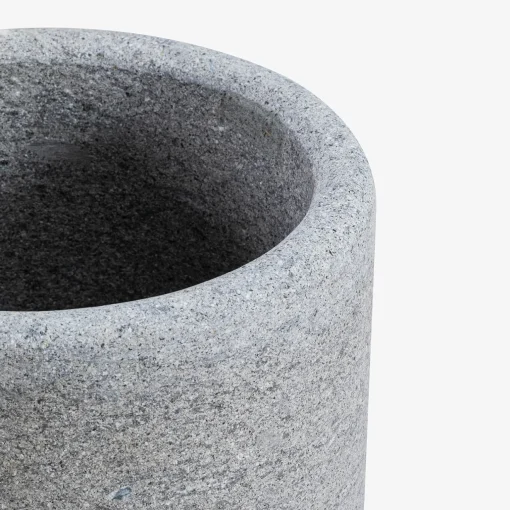 Veltha Outdoor Stone Design Portavasi in pietra Peperino grigio lapis