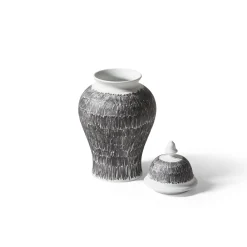 Cassina Post Scriptum Potiche in bianco e nero di Formafantasma