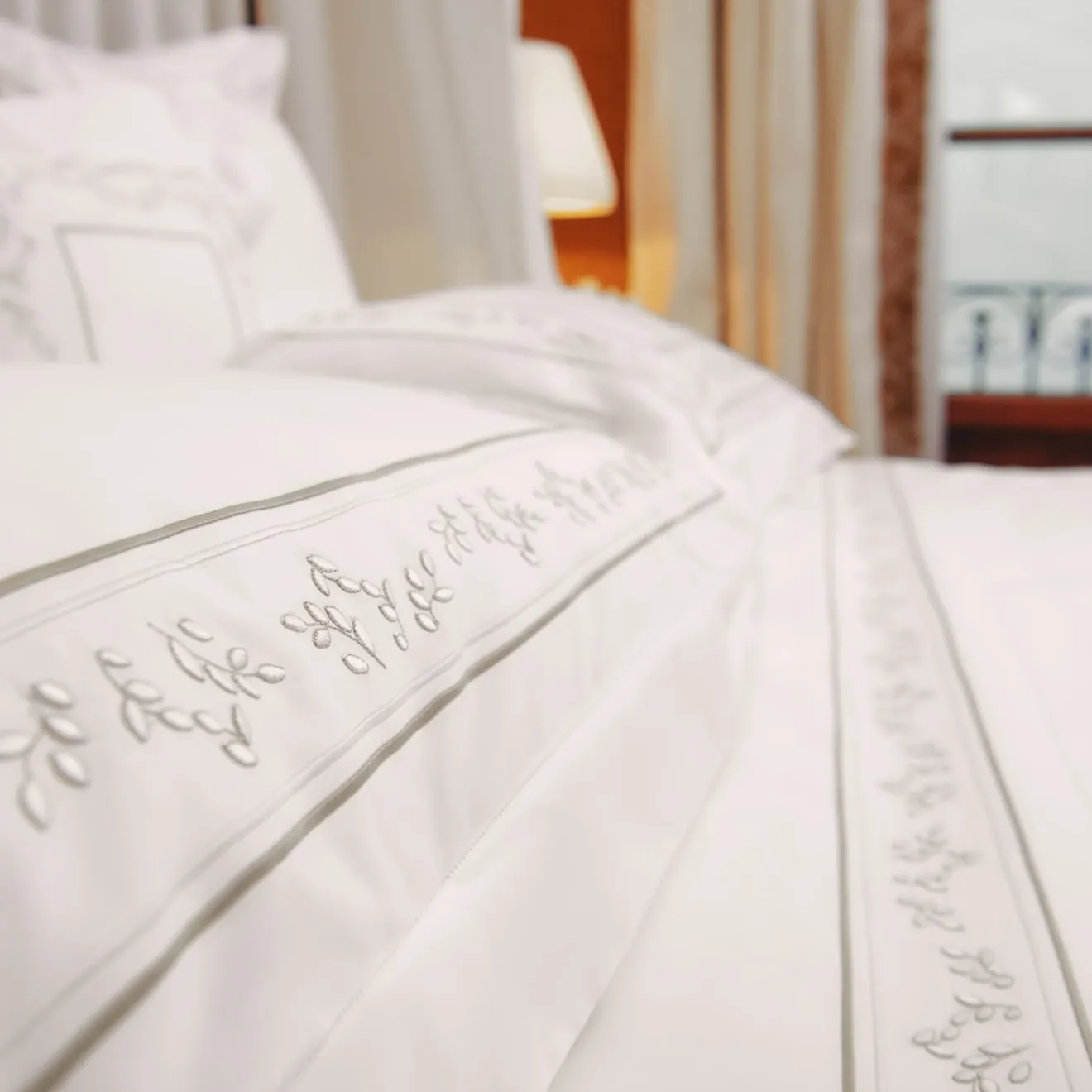 Verderoccia Roma Bianco e argento oliva US King Sham