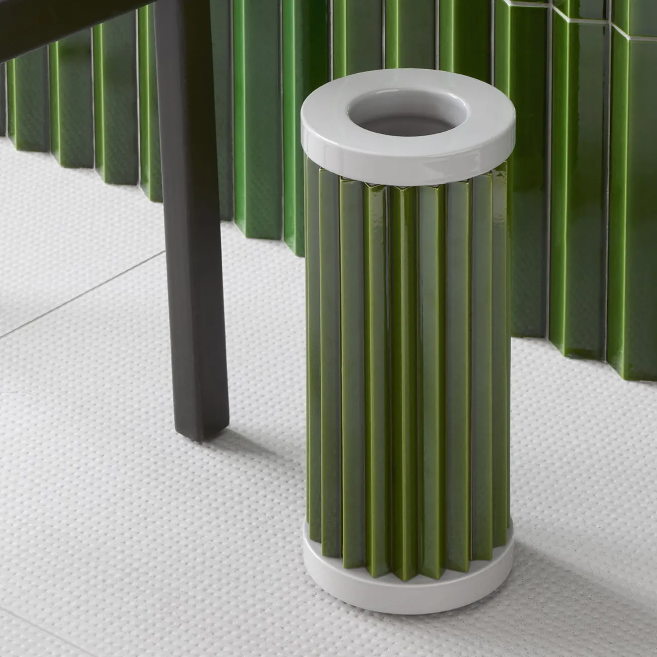 Mutina Rombini A Vaso Verde e Grigio di Ronan e Erwan Bouroullec