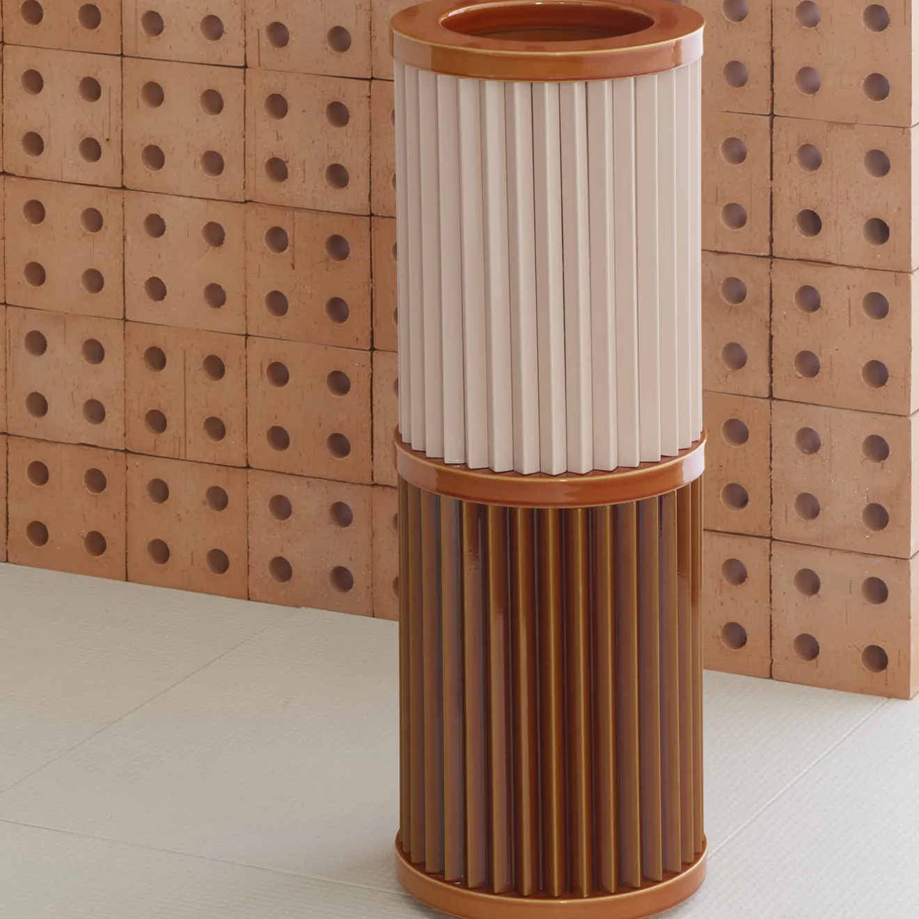 Mutina Rombini B VAso Marrone e Rosa di Ronan e Erwan Bouroullec