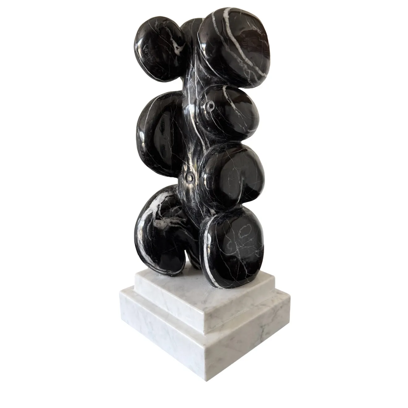 Espidesign by Paola Speranza Scultura Abbracci in Marmo Nero Venato su Base Bianca di Piero Speranza